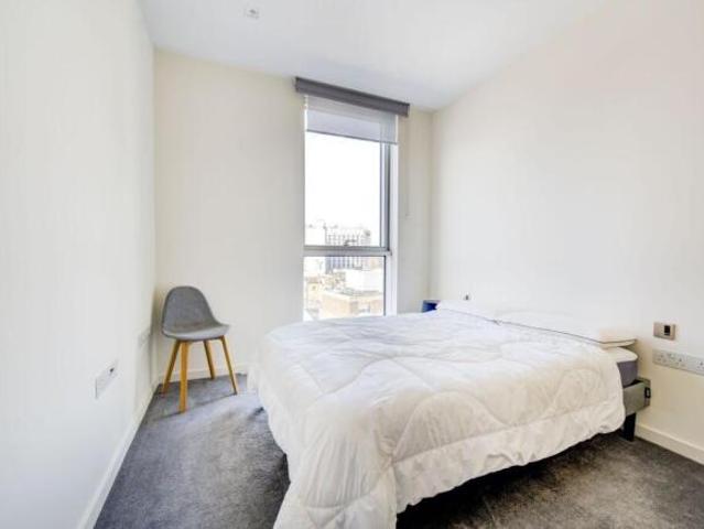 Flat for sale in Cat Hill