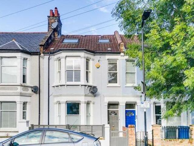 House for sale in Lyons, Greater London