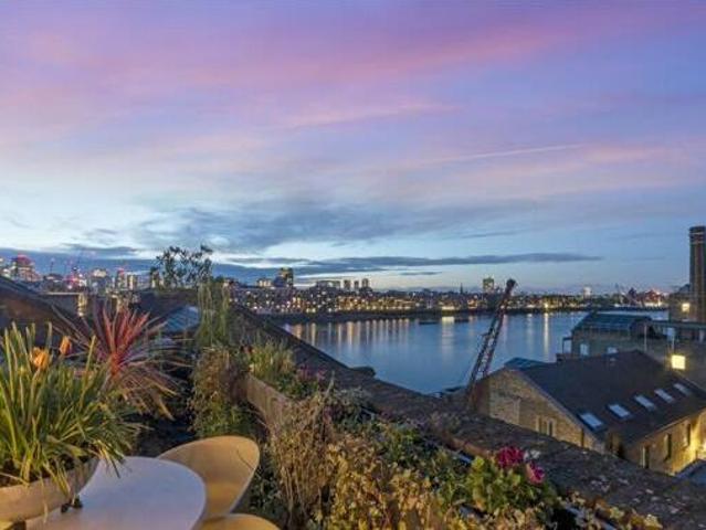 House for sale in City of London, Greater London