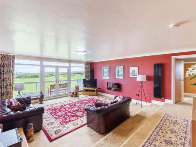 Flat for sale in Gosforth, Tyne And Wear