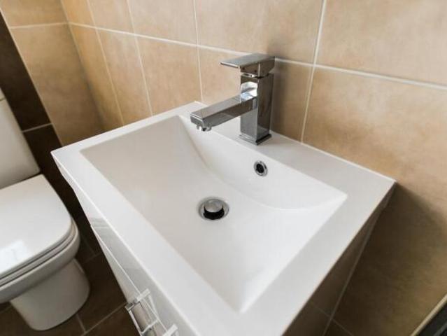 Flat for sale in Plasnewydd, Falcon Lodge