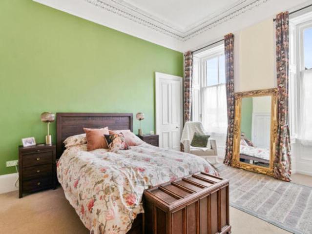 Flat for sale in Strathbungo, Glasgow