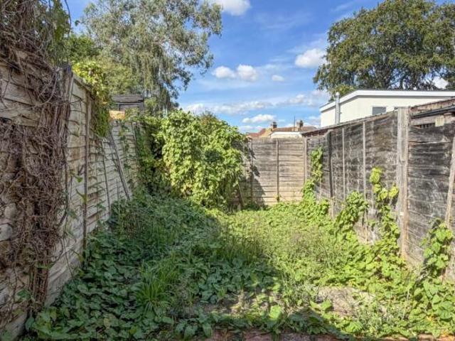 Flat for sale in Comers, Norfolk