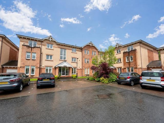 Flat for sale in Old, Northamptonshire