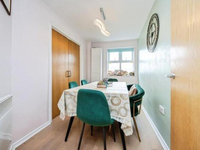 Flat for sale in Woodside Estate, Houghton Regis