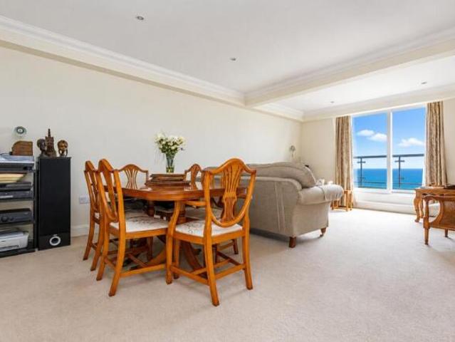 Flat for sale in Palm Bay, Acol