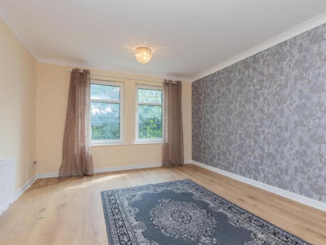 Flat for sale in Shawlands, Glasgow