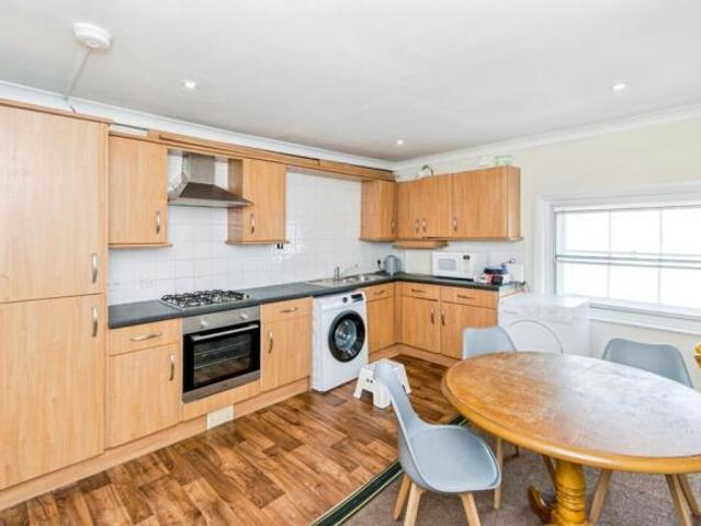 Flat for sale in Chilworth Old Village, Test Valley