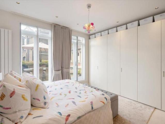 Flat for sale in Lampeter Velfrey, Narberth