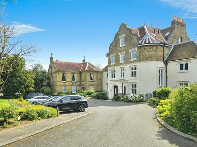 House for sale in West Cliff, Acol