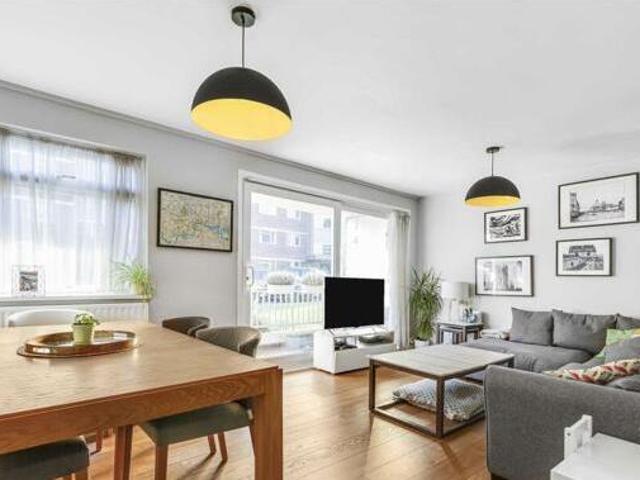 House for sale in Deepcut, Surrey