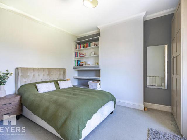 Flat for sale in Richmond Park, Kimberworth