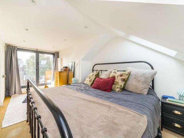 Flat for sale in Walthamstow, Greater London