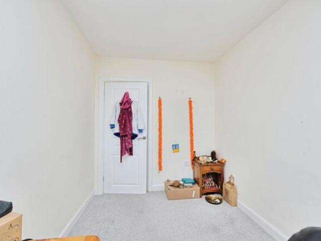 Flat for sale in Heigham Grove, East Bank