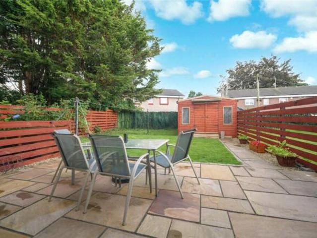 Flat for sale in Knightswood, Scotland