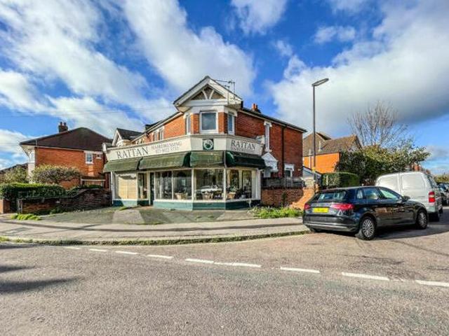 House for sale in Chilworth Old Village, Test Valley