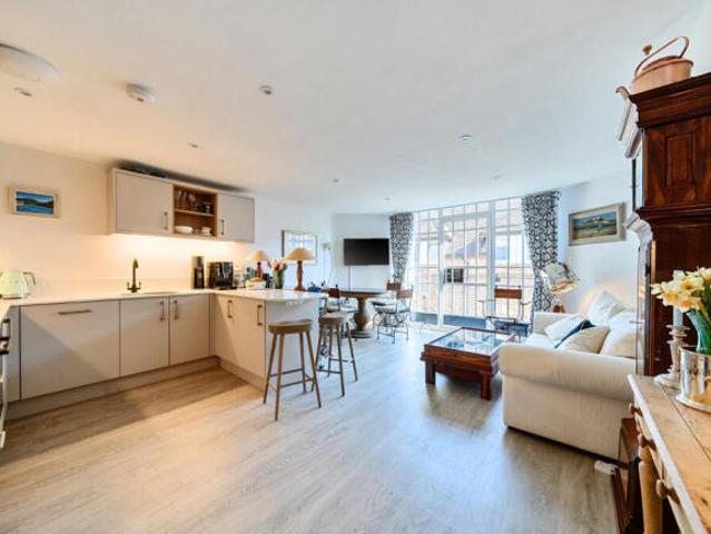 Flat for sale in The Close, Hampshire