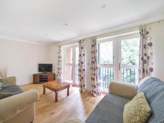Flat for sale in The Close, Hampshire