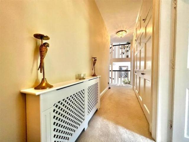 Flat for sale in West Yorkshire