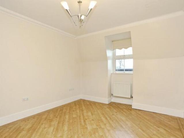 Flat for sale in Beckenham, Greater London