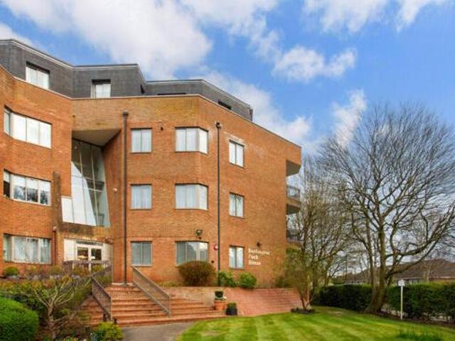 House for sale in Little Stanmore, Greater London