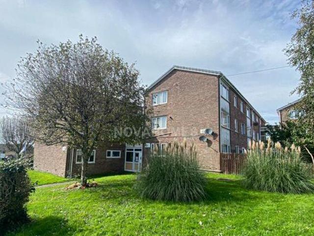 House for sale in Follaton, Strode