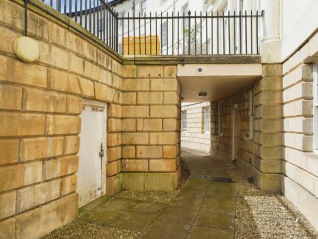 Flat for sale in Wotton Pitch, Gloucester