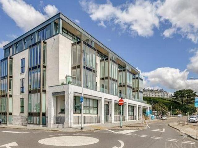 House for sale in Follaton, Strode