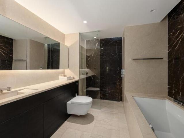 Flat for sale in Feckenham, City Of Bristol
