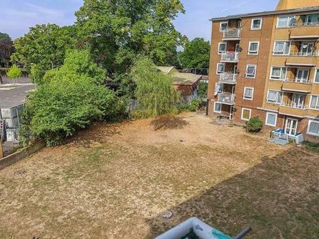 House for rent in Lyons, Greater London