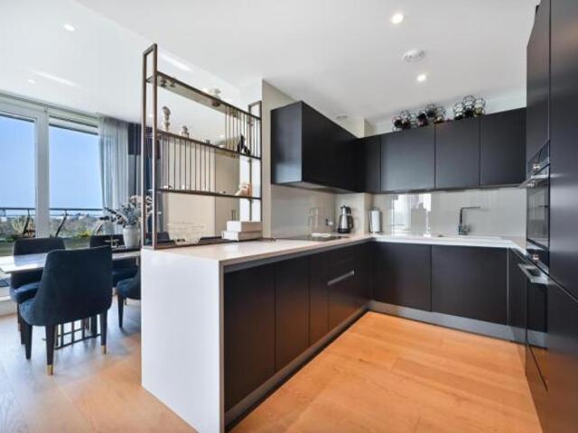 Flat for sale in Cat Hill