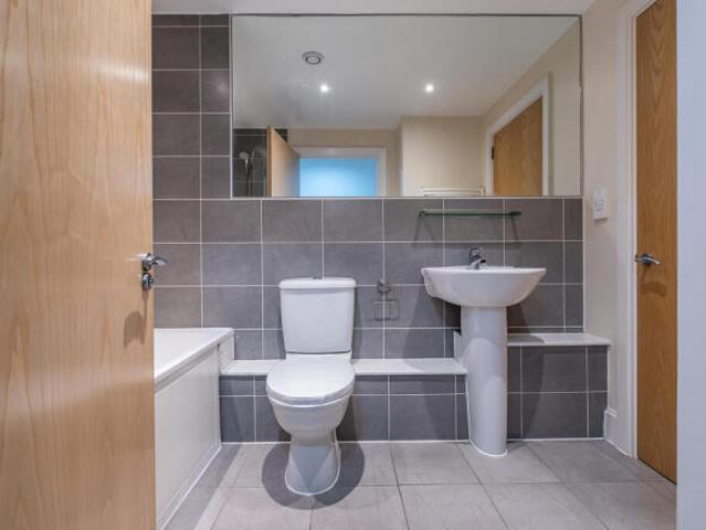Flat for sale in Cat Hill