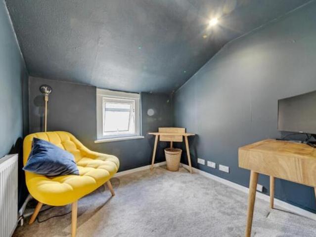 Flat for sale in Sydenham, Greater London