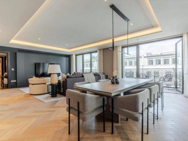 Flat for sale in Cat Hill