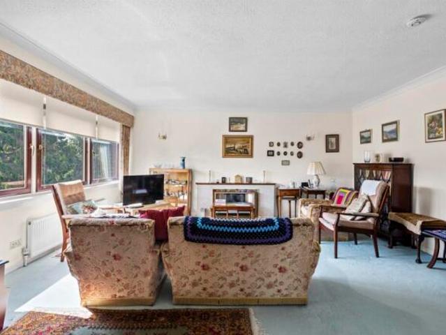 Flat for sale in Somerset