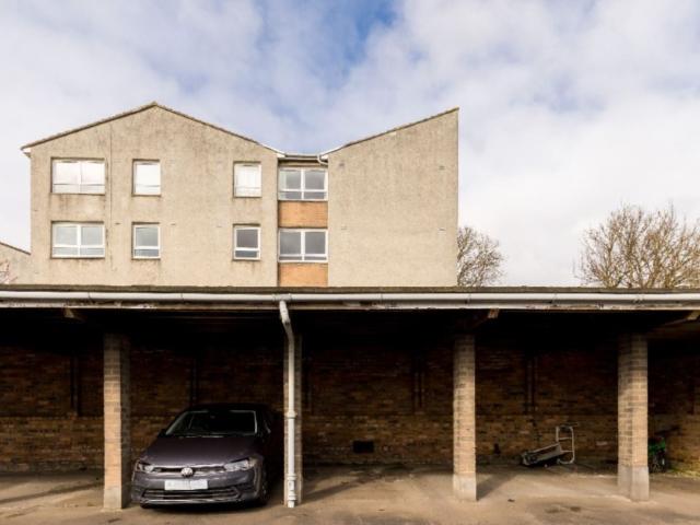 House for rent in Murrayfield, Scotland