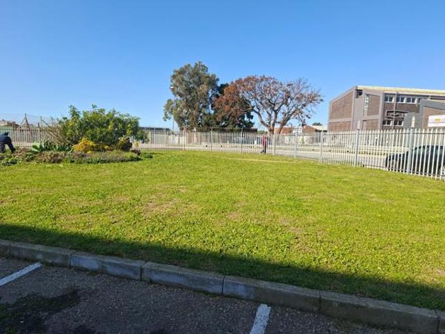 Flat for sale in Eastern Cape