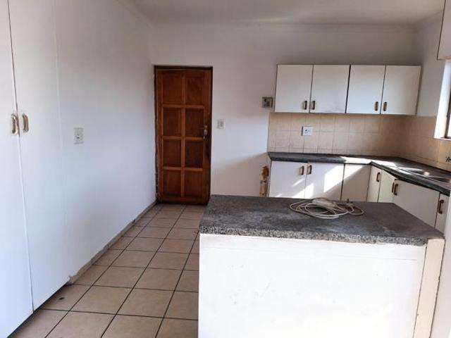 Flat for sale in Richards Bay, uMhlathuze Local Municipality