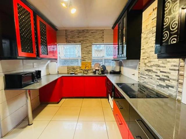 Flat for sale in UMhlathuze Municipality, Kwazulu-natal