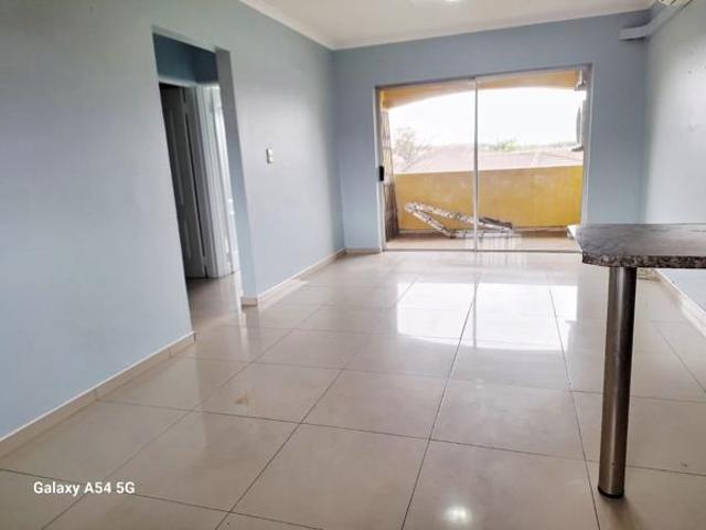 Flat for sale in UMhlathuze Municipality, Kwazulu-natal