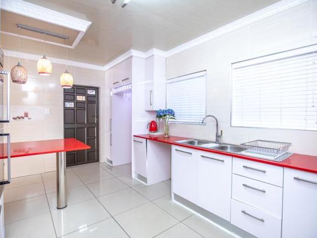 Flat for rent in UMhlathuze Municipality, Kwazulu-natal