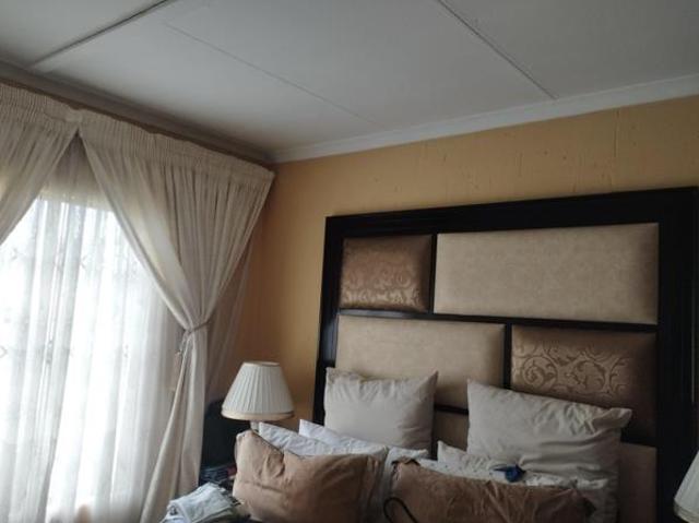 Flat for sale in Sedibeng, Gauteng