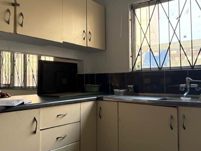 Flat for sale in UMhlathuze Municipality, Kwazulu-natal