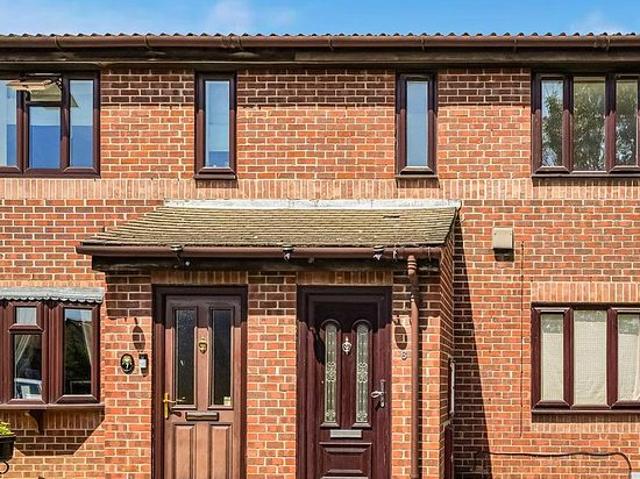 Apartment for rent in Chadwell Heath, Greater London