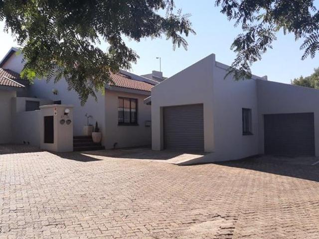 Flat for rent in Centurion, Gauteng