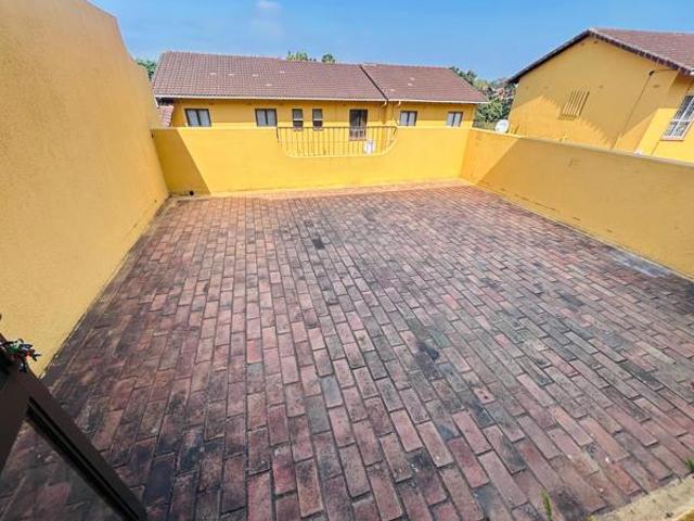 Flat for sale in UMhlathuze Municipality, Kwazulu-natal