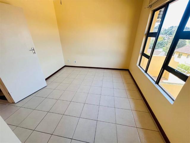 Flat for sale in UMhlathuze Municipality, Kwazulu-natal