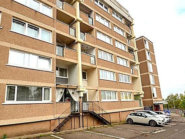 Apartment for rent in Wellmeadow, Glasgow