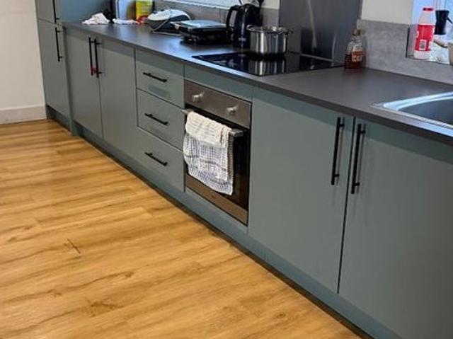 Apartment for rent in London Borough of Ealing, Perivale