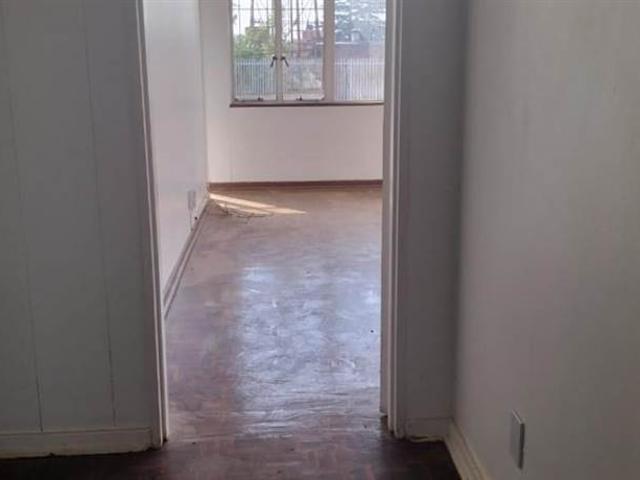 Flat for sale in Johannesburg